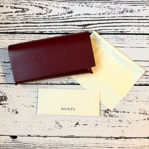 NEW Gucci Burgundy Red Sunglasses Eyeglasses Magnetic Closure Case - Authentic